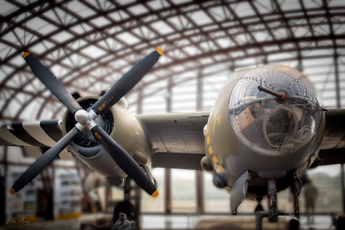 Qué ver en Bretaña. Musée du Débarquement de Utah Beach, en Sainte-Marie-du-Mont, Normandía Qué ver en Bretaña. Musée du Débarquement de Utah Beach, en Sainte-Marie-du-Mont, Normandía. B-26